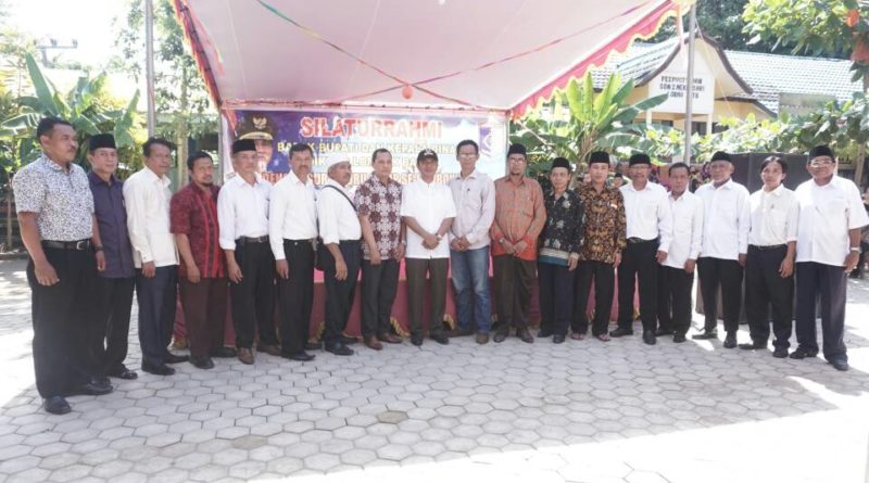 FAUZAN JANJIKAN SK JADI KADO LEBARAN FAUZAN JANJIKAN SK JADI KADO LEBARAN