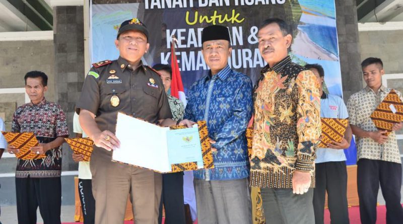 FAUZAN : SERTIFIKAT TANAH BERIKAN KEPASTIAN HUKUM FAUZAN : SERTIFIKAT TANAH BERIKAN KEPASTIAN HUKUM