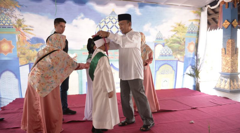 FAUZAN WISUDAKAN 129 ANAK PENGHAFAL AL-QUR’AN FAUZAN WISUDAKAN 129 ANAK PENGHAFAL AL-QUR’AN
