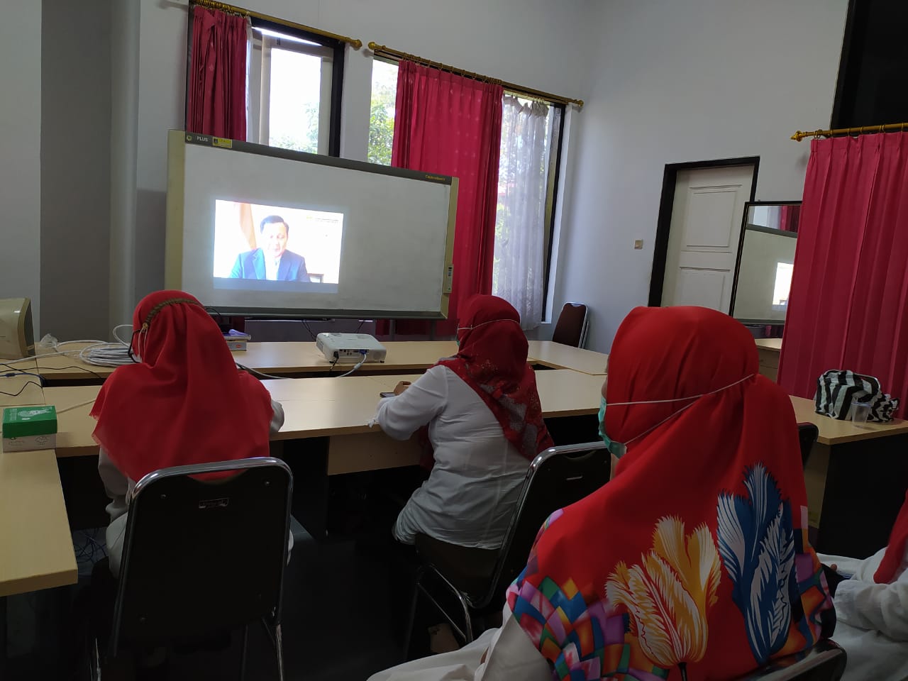 Dwp Lobar Ikuti Webinar Bela Negara Dimasa Pandemi Covid Bersama Dwp