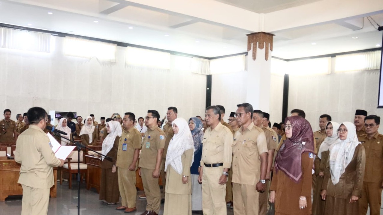 Kukuhkan TKPKD dan Gelar Workshop Potensi Desa, Bupati LAZ: Desa Adalah Ujung Tombak Pembangunan Menuju Lombok Barat Maju dan Berkeadilan Kukuhkan TKPKD dan Gelar Workshop Potensi Desa, Bupati LAZ: Desa Adalah Ujung Tombak Pembangunan Menuju Lombok Barat Maju dan Berkeadilan