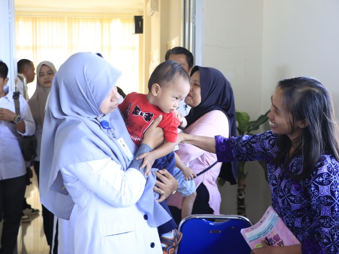 Dialog Hangat Wabup UNA Bersama Tim Kesehatan, Teguhkan Semangat Menuju Lombok Barat Bebas Stunting